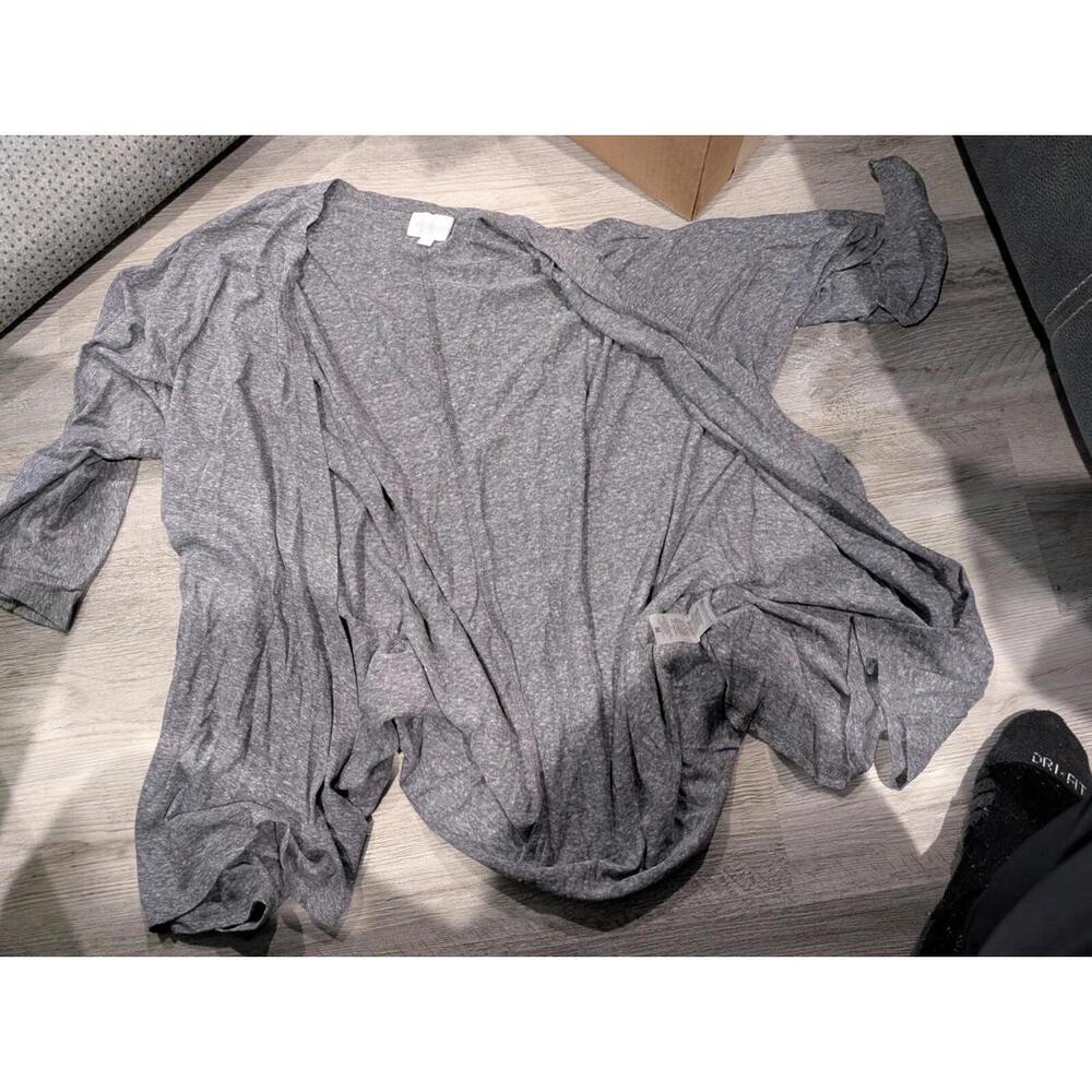 Lularoe Solid Grey Cardigan Size Medium